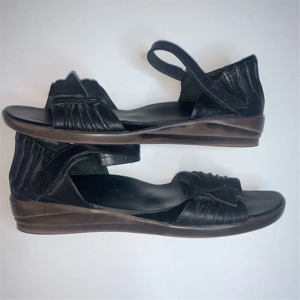 Ziera Sol Black Leather Floral Rosette Wedge Sandals‎ Mens 40 M